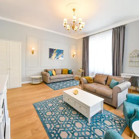 Victoria's Old Town Deluxe (adults Only)