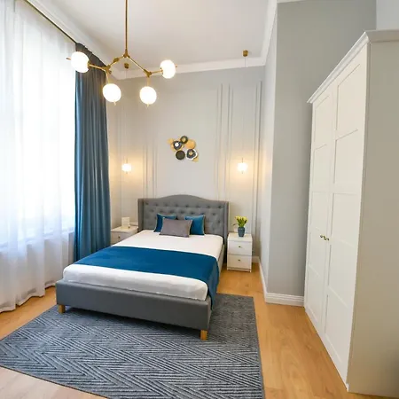 Victoria's Old Town Deluxe (adults Only) Daire Temeşvar