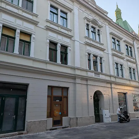 Victoria's Old Town Deluxe (adults Only) Appartement